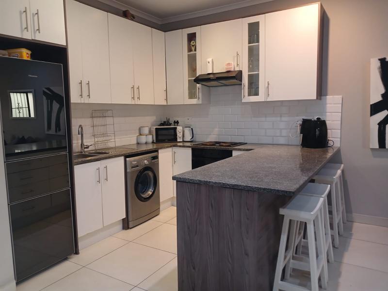 2 Bedroom Property for Sale in Parklands Western Cape